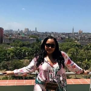 Meet your Posher, Chanel